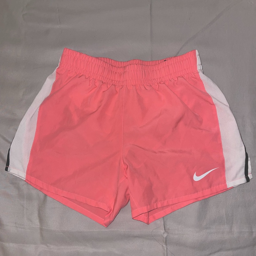 Nike Dri-Fit Girls shorts Size L